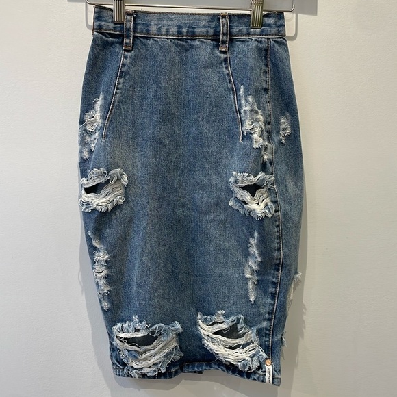 One Teaspoon Freelove Vintage Blue distressed ripped Denim Pencil Skirt 22 - Picture 1 of 8